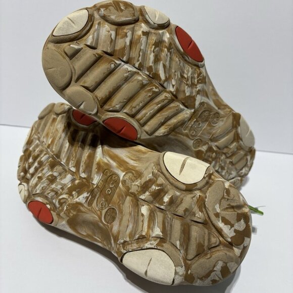 Crocs Men’s Cinnamon Toast Crunch All Terrain Clogs, Size 9 M main image 4